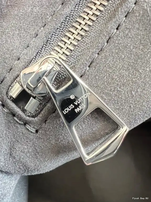 First bag Cargo -33.5 LOUIS CarryAll x 23x15cm VUITTON 0517